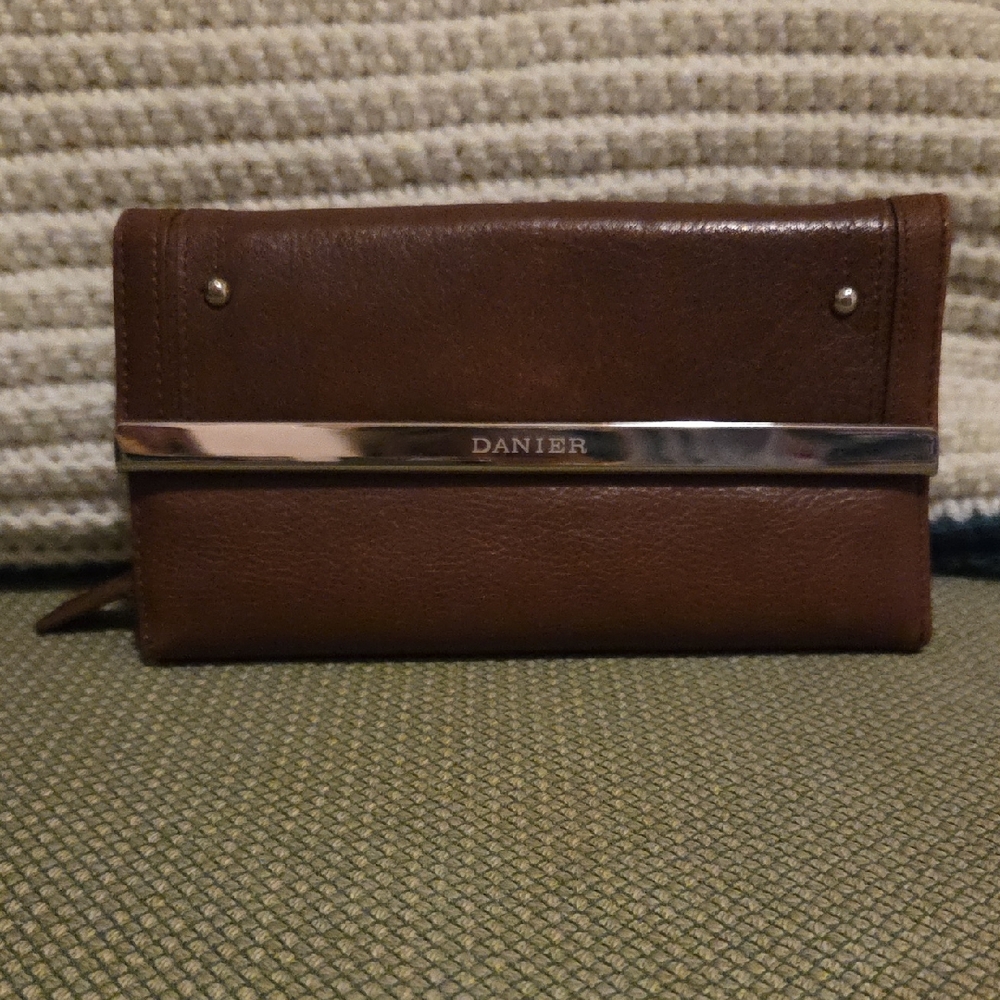 Danier Chocolate Leather & Silver Hardware Trifold & Full Zip Coin Purse Wallet